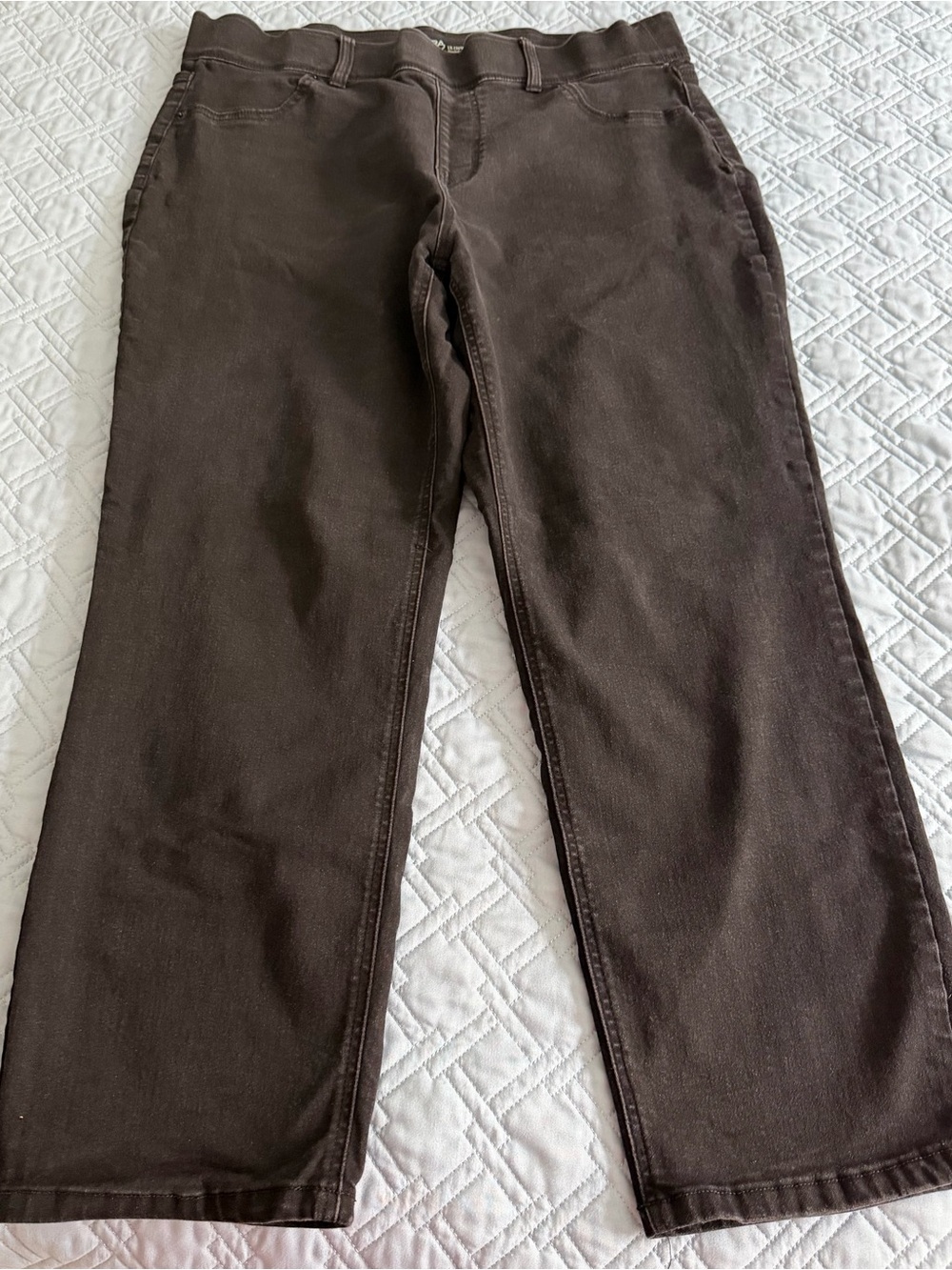 Terra & Sky Straight-Leg Elastic waist Jeans in Black